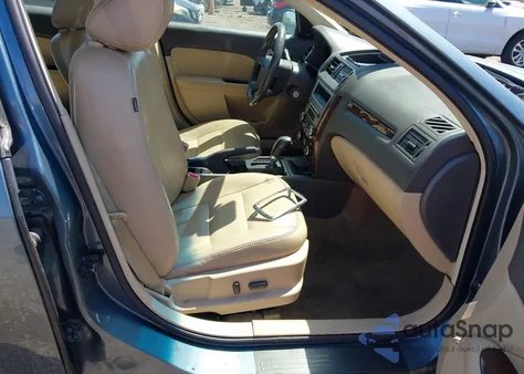 2011 Ford Fusion Sel from USA, damaged, VIN 3FAHP0JAXBR241739